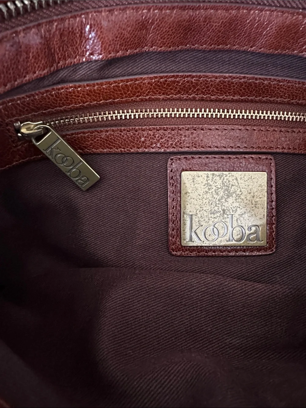 Kooba Women’s Olivia British Tan Glazed Leather‎ Baguette Bag Y2K Shoulder Purse
